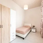 Modern Urban Retreat Apartament *
