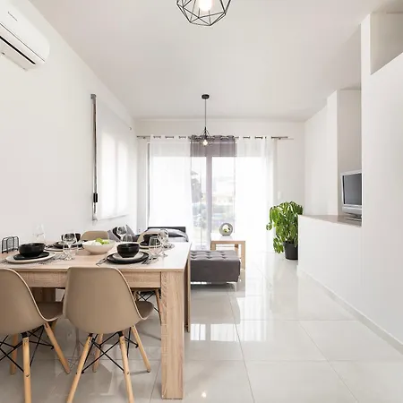 아파트 Modern Urban Retreat