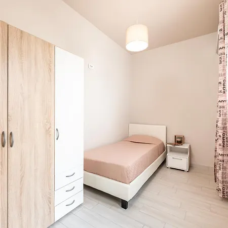 Modern Urban Retreat 아파트 *