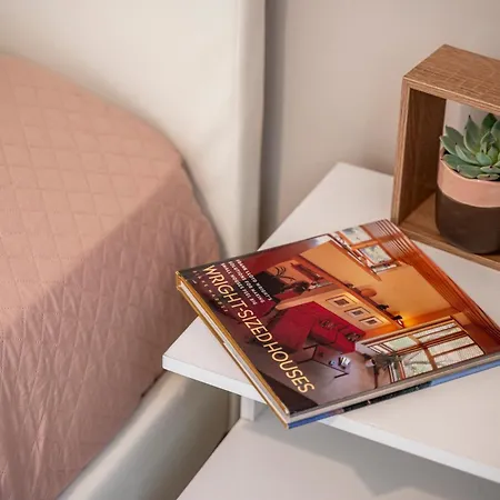 Modern Urban Retreat Cós