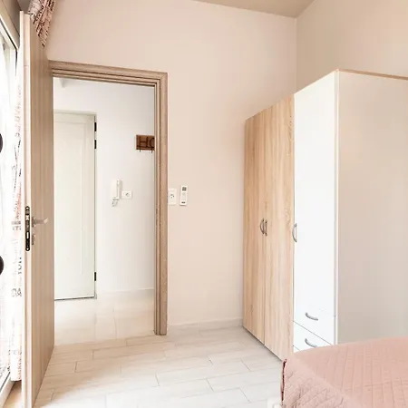 Modern Urban Retreat * Cós