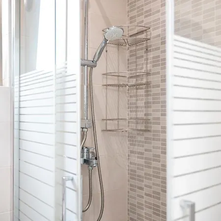 Modern Urban Retreat * Kos